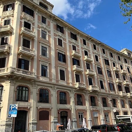 Blue Sea View Apartment Salerno Zewnętrze zdjęcie