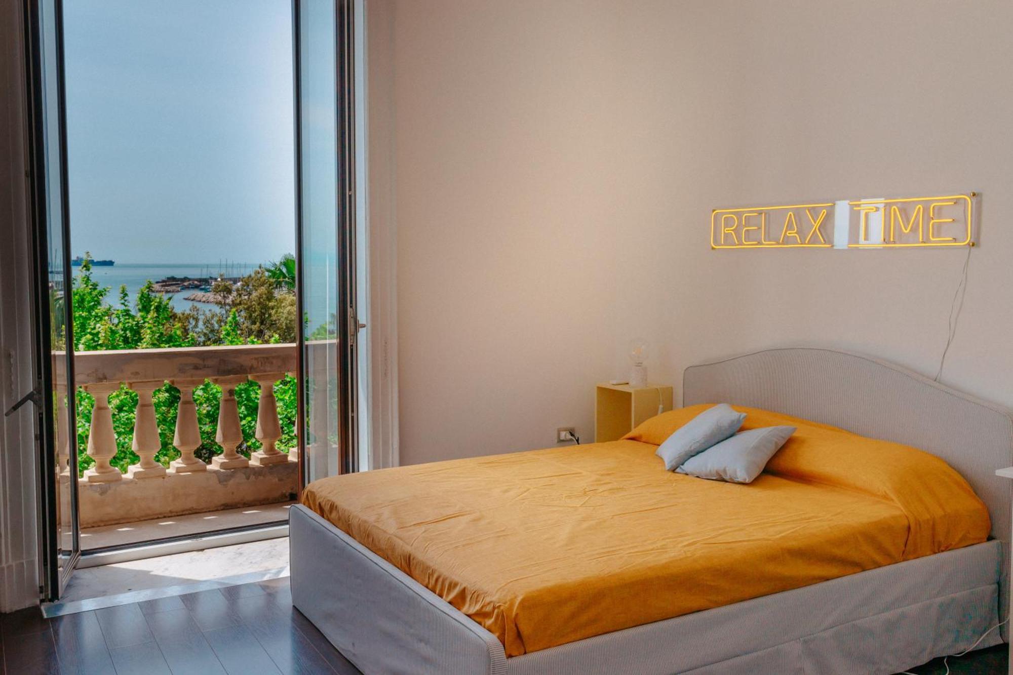Blue Sea View Apartment Salerno Zewnętrze zdjęcie