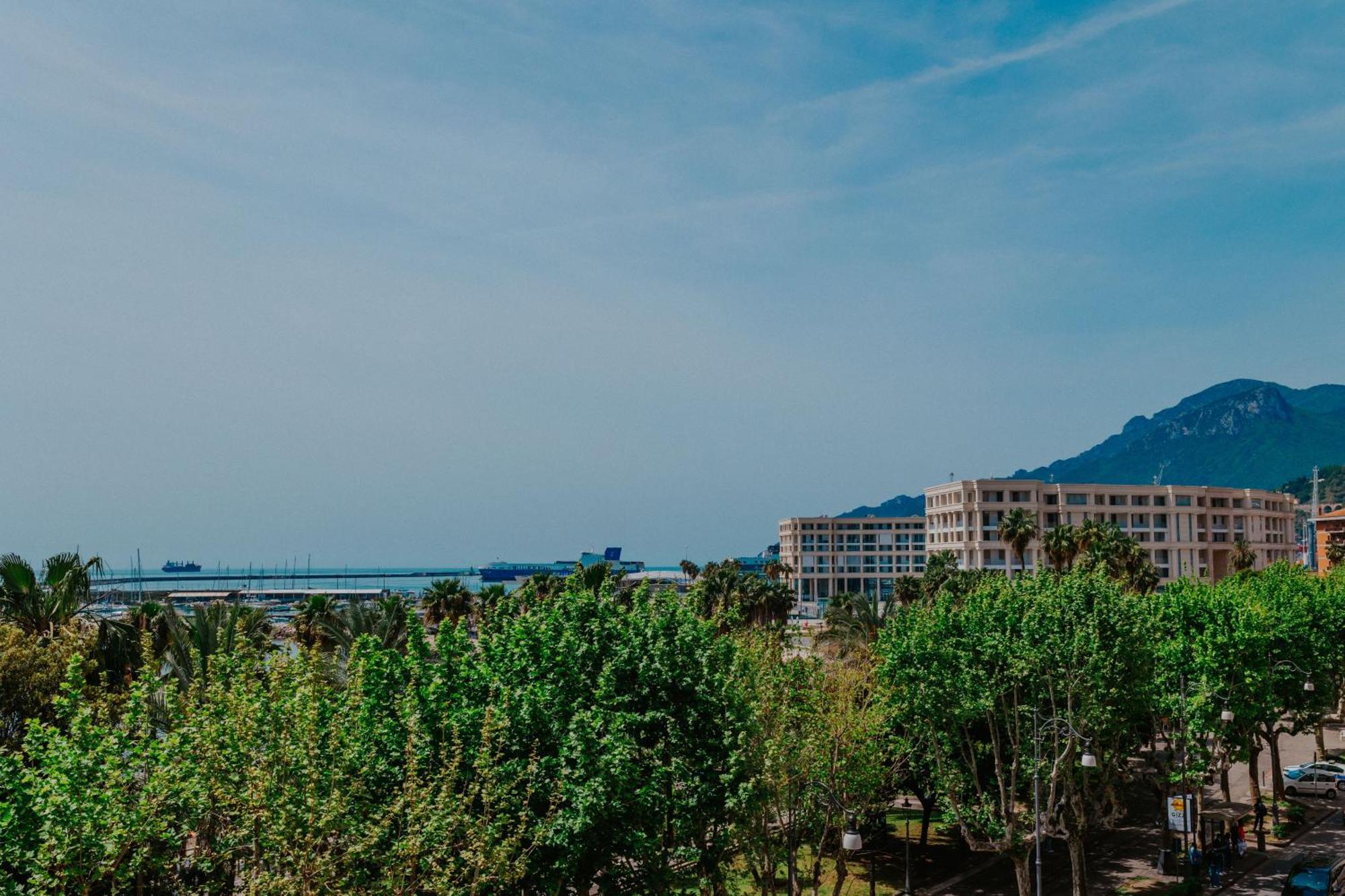 Blue Sea View Apartment Salerno Zewnętrze zdjęcie